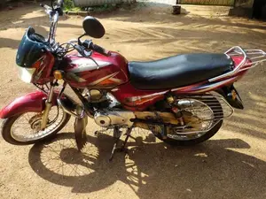 Bajaj CT100 2006