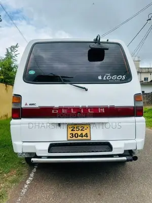 Mitsubishi Delica PO5V 1994