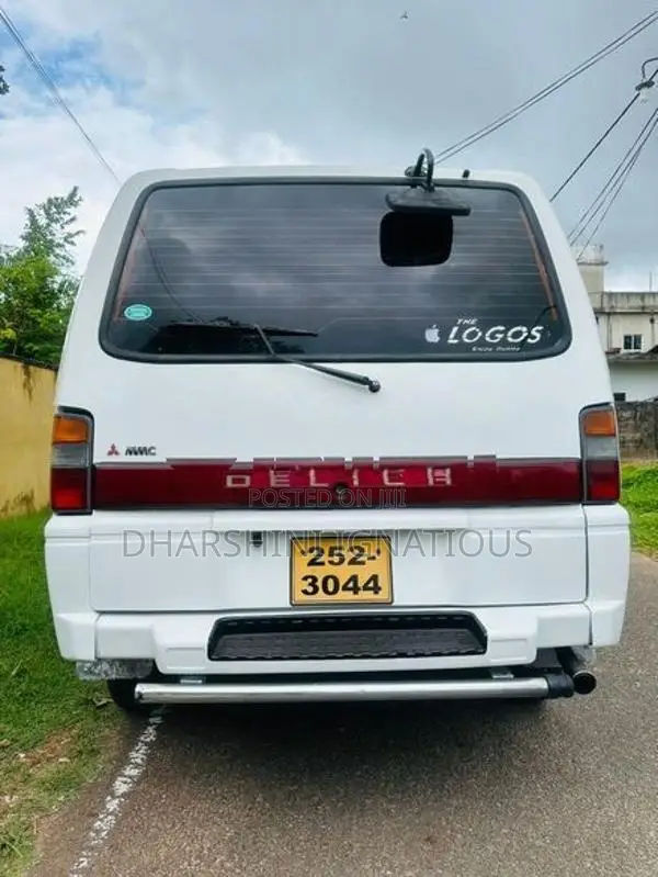 Mitsubishi Delica PO5V 1994