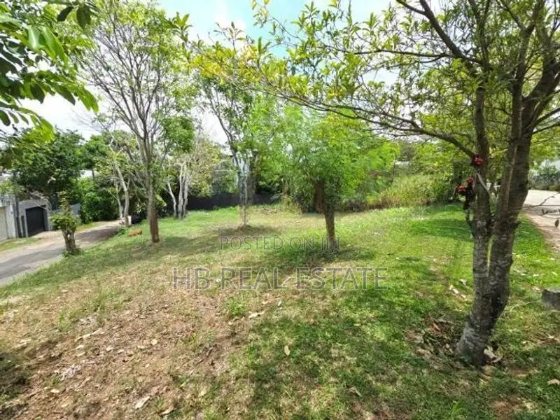 15.50 Perches Residential Bare Land For Sale Hokandara