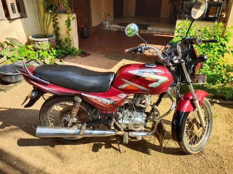 Bajaj CT100 2006