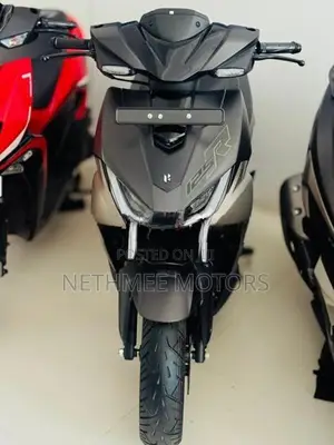Hero XOOM 125R 2026