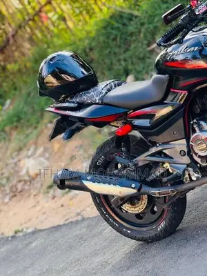 Bajaj Pulsar 180 2017