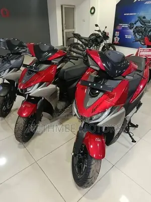 Hero XOOM 125R 2026