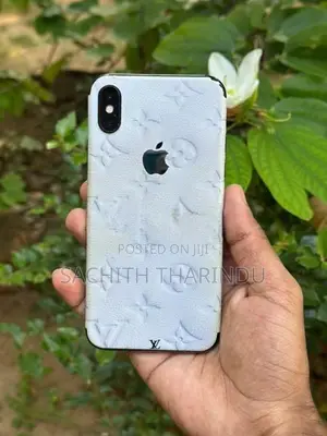 Apple iPhone X 64GB (Used)