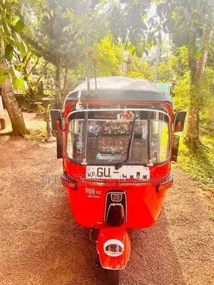 Bajaj RE 2003
