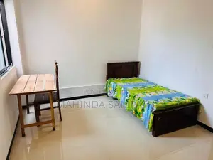 NSBM ගැහැණු ළමයින් සඳහා කාමරයක් කුලියට හෝමාගම