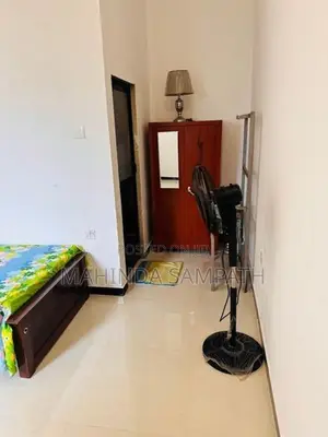 NSBM ගැහැණු ළමයින් සඳහා කාමරයක් කුලියට හෝමාගම
