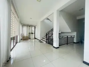Elegant 2-Storey Family Home in Enderamulla, Wattala