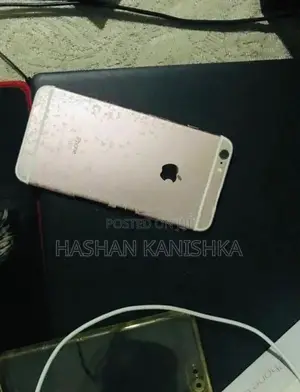 Apple iPhone 6S (Used)