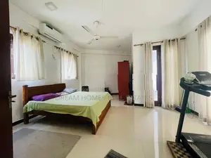 Elegant 2-Storey Family Home in Enderamulla, Wattala