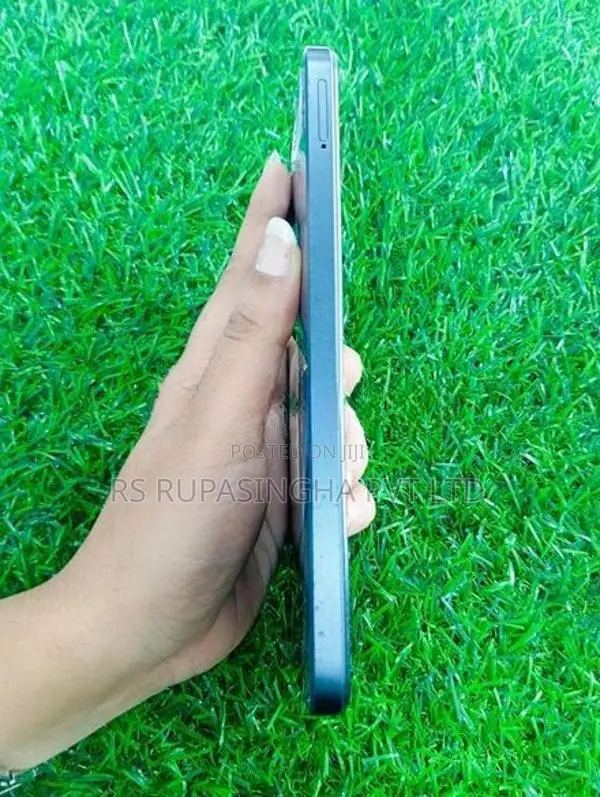 Realme C33 4+4GB/64GB (Used)