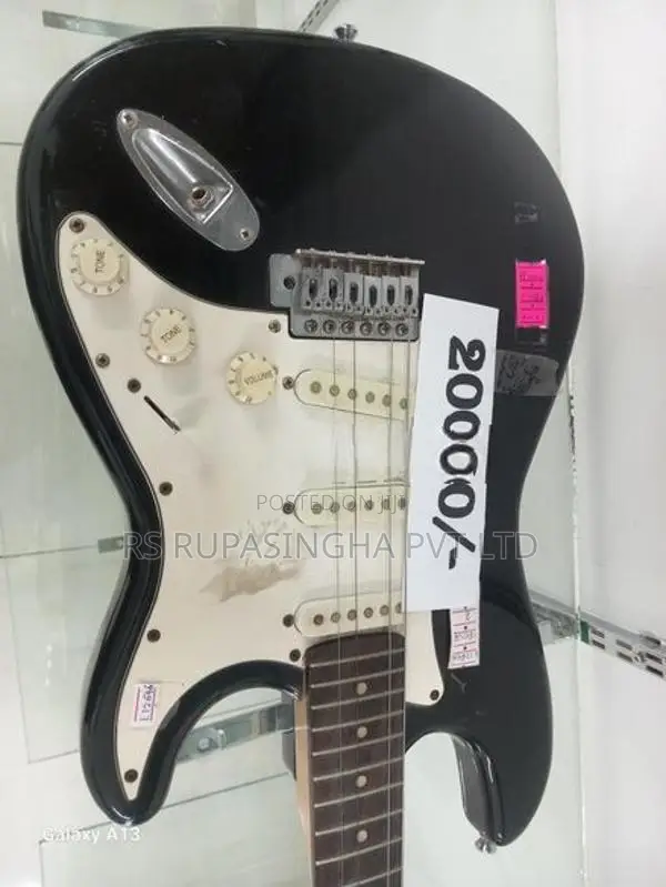 Suzuki Electric Guitar
