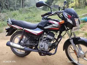 Bajaj CT100 ES 2025