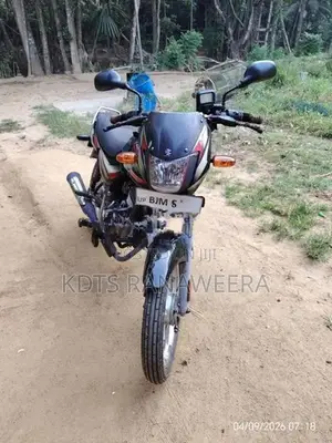 Bajaj CT100 ES 2025