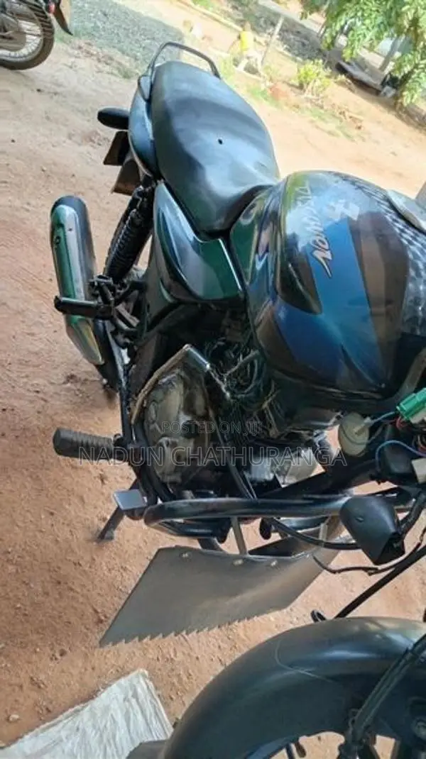 Bajaj Discover 2011