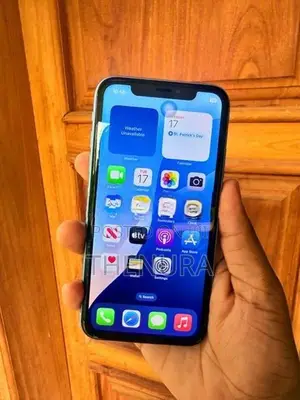 Apple iPhone XR 256GB (Used)