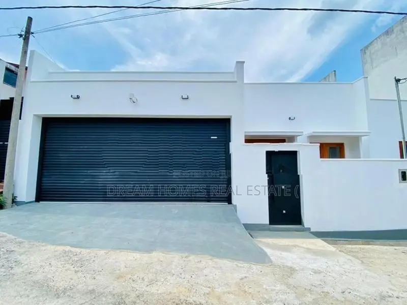 New Single Storey Luxury House for Sale – Malabe (arangala)