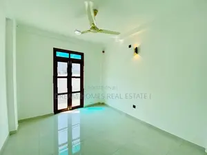 Brand New House for Sale - Athurugiriya