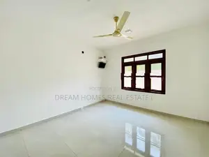 Brand New House for Sale - Athurugiriya