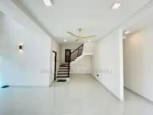Brand New House for Sale - Athurugiriya