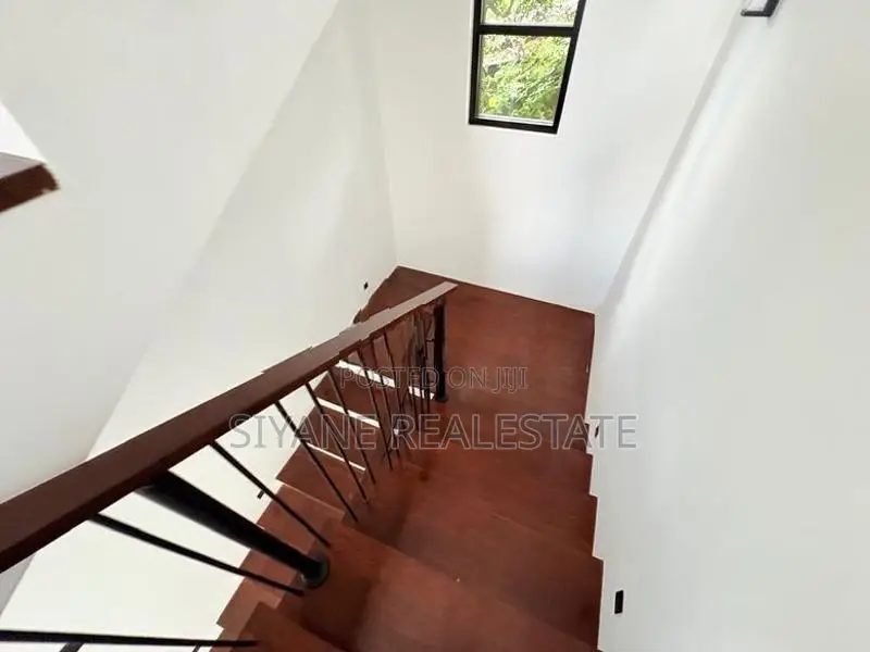 New Luxury House for Sale – Thalahena