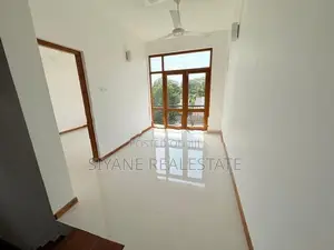 Brand New Luxury House for Sale – Pelawatha