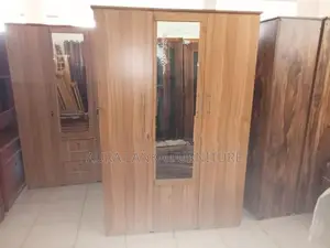 Melamine 3dooor Cupboard with Mirror
