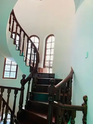 Spacious 2 Storey House for Sale in Battaramulla