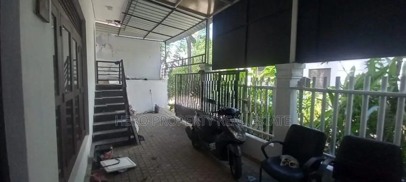 Two Story House for Rent in Piliyandala