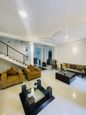 04 Bedroom House for Sale in Battramulla