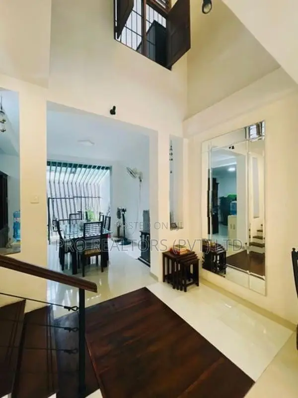 04 Bedroom House for Sale in Battramulla