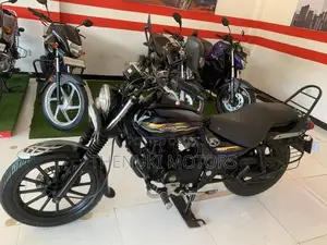 Bajaj Avenger 2017
