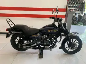 Bajaj Avenger 2017