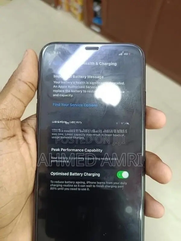 Apple iPhone XR (Used)