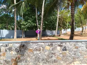 Land for Sale in Karapitiya