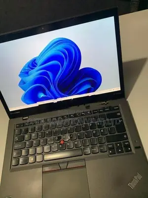 Lenovo ThinkPad X1 Carbon i7 8GB RAM 256 SSD