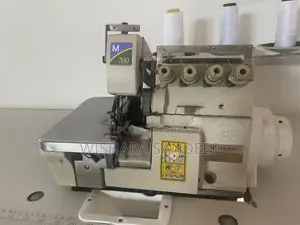 Pegasus M700 Overlock Machine