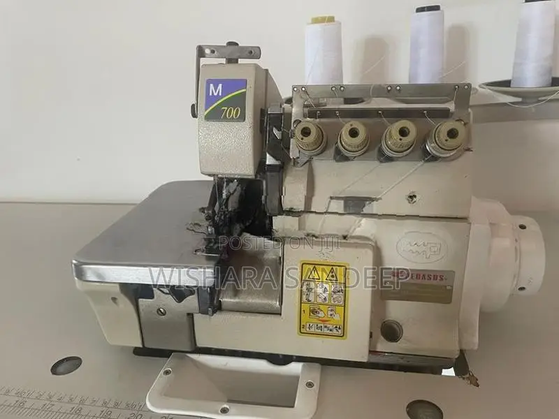 Pegasus M700 Overlock Machine
