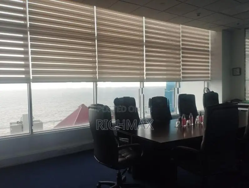 Commercial building for rent in Colombo 03