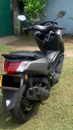 Yamaha N Max 2019