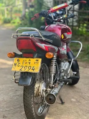 Bajaj CT100 2006