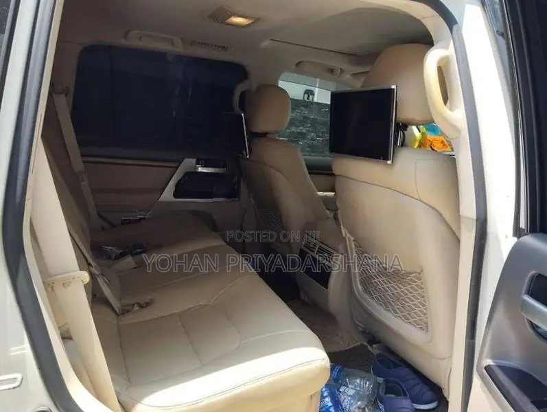 Toyota Land Cruiser 2017