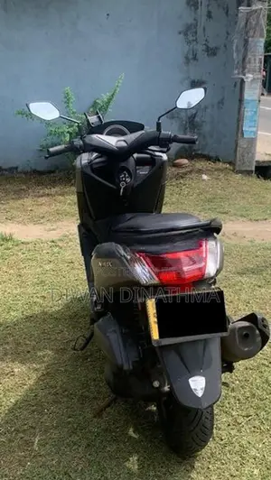 Yamaha N Max 2019
