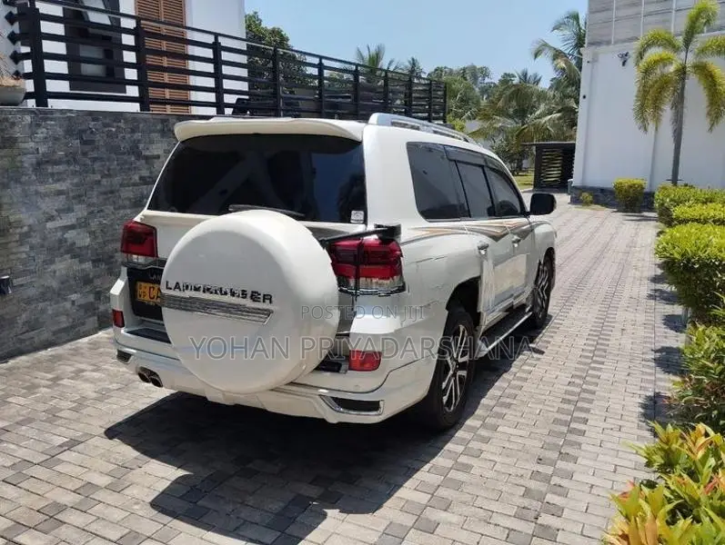 Toyota Land Cruiser 2017