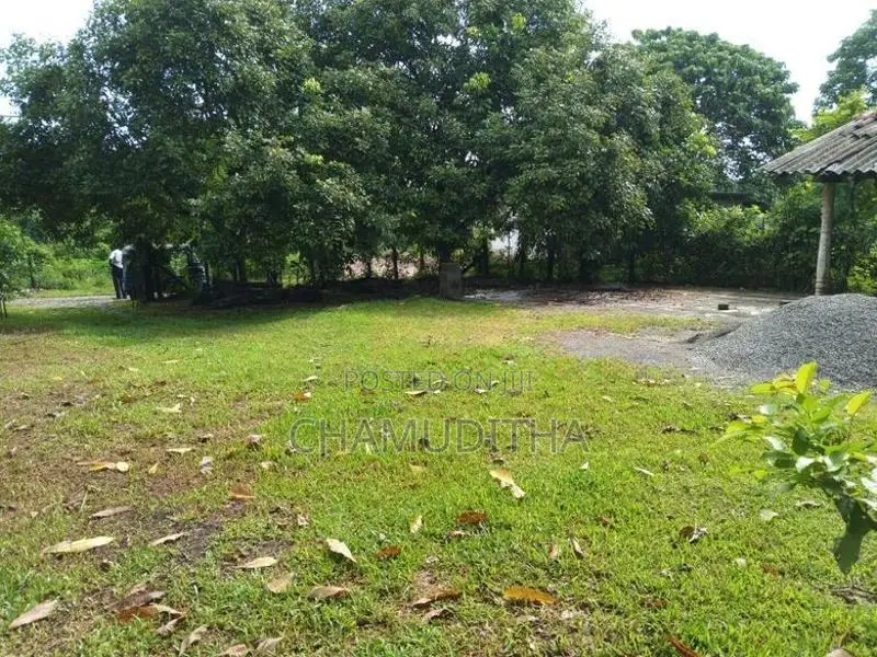 Land for Sale Hanwella
