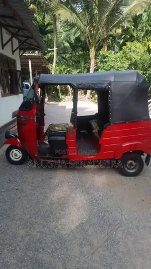 Bajaj RE 2008