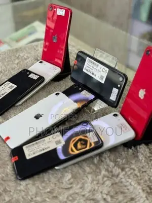 Apple iPhone SE 2 (Used)