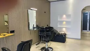 Saloon with Equipment for Rent in Havelock Town,Colombo 6