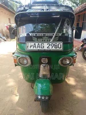 Bajaj RE 2012